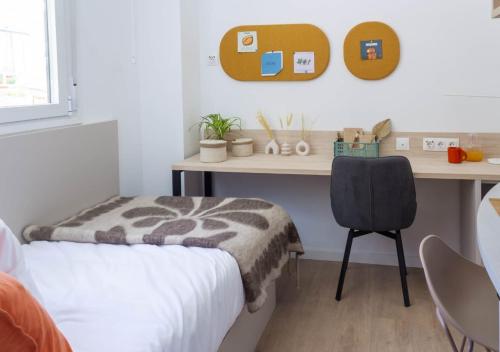 Imagen general del Experience Extraordinary Living at Yugo Salud Premier Accommodation in Granada, Spain. Foto 12