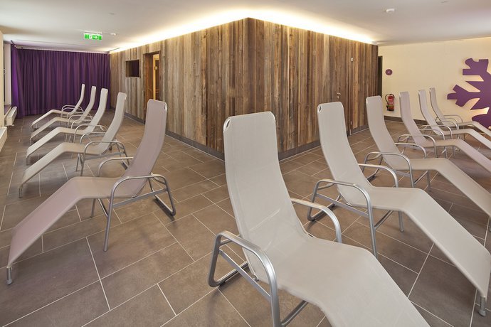 Imagen de la piscina del Explorer Hotel Oberstdorf. Foto 20