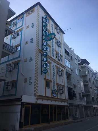 Imagen de los exteriores del Exporoyal Hotel. Foto 17