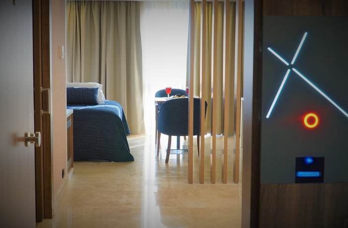 Imagen de la habitación del Extenso Hotel. Foto 11