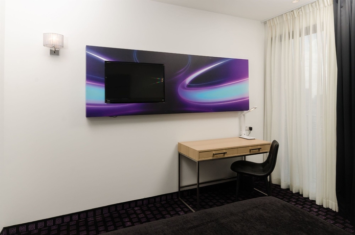 Imagen de los interiores del Eyal Hotel. Foto 15