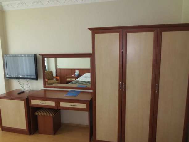 Imagen de la habitación del Eyna Hotel. Foto 9