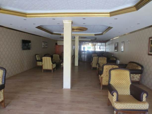 Imagen de los interiores del Eyna Hotel. Foto 17