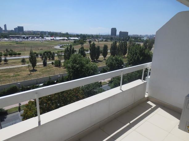 Imagen de la habitación del Eyna Hotel. Foto 13