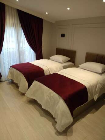 Imagen de la habitación del Ey&uuml;psultan Hotel. Foto 12