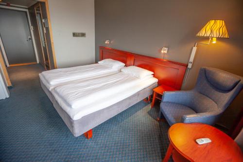 Imagen de la habitación del F2 Hotel. Foto 18