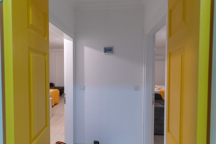Imagen de los interiores del F48 Aparts. Foto 19