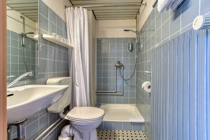 Imagen de la habitación del FFandE Hotel Dania. Foto 15