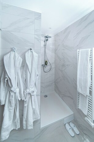 Imagen de la habitación del FINESTATE Coliving Champs-Elys&eacute;es. Foto 20