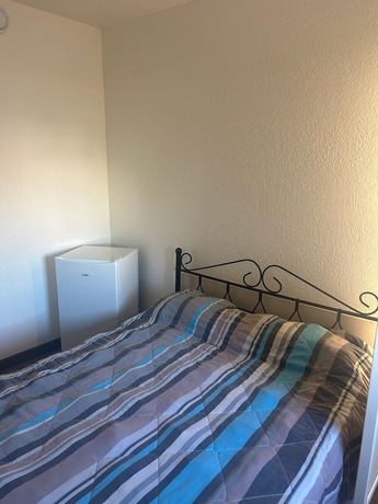 Imagen de la habitación del FYL hôtel Saint Pol. Foto 3