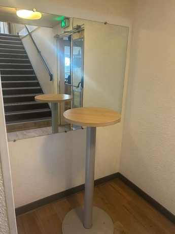 Imagen de los interiores del FYL hôtel Saint Pol. Foto 9