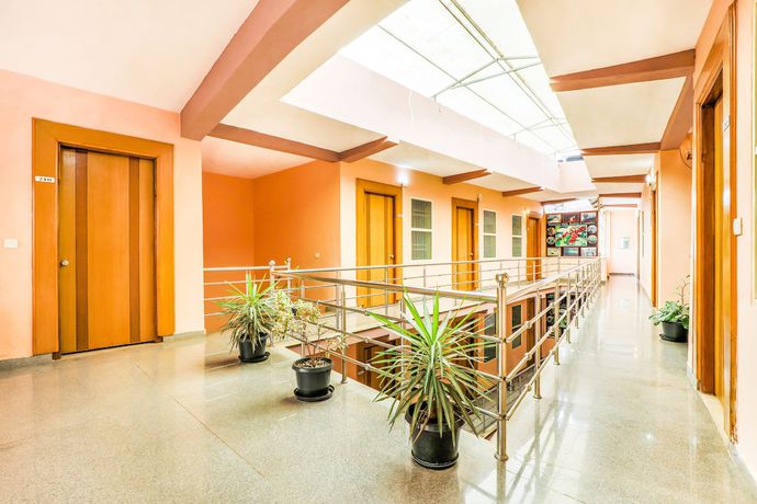 Imagen de los interiores del FabHotel City Comforts Inn. Foto 20