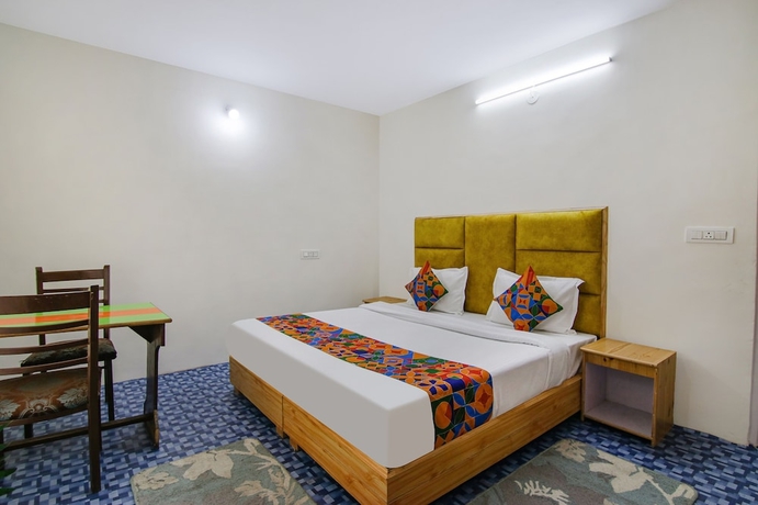 Imagen de la habitación del Fabhotel Nirvana Deluxe. Foto 3