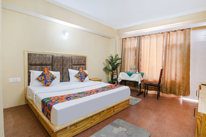 Imagen de la habitación del Fabhotel Nirvana Deluxe. Foto 4