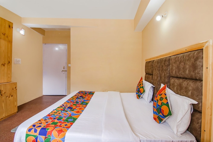 Imagen de la habitación del Fabhotel Nirvana Deluxe. Foto 8
