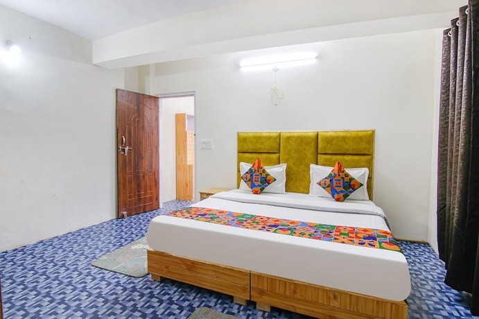 Imagen de la habitación del Fabhotel Nirvana Deluxe. Foto 11