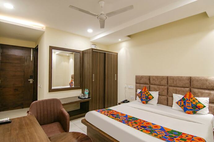 Imagen de la habitación del Fabhotel Prism Grand. Foto 18