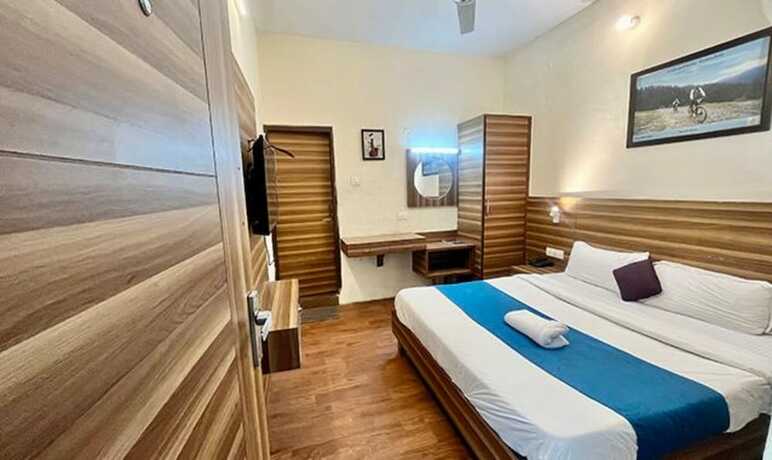 Imagen de la habitación del Fabhotel Vijay Palace. Foto 15