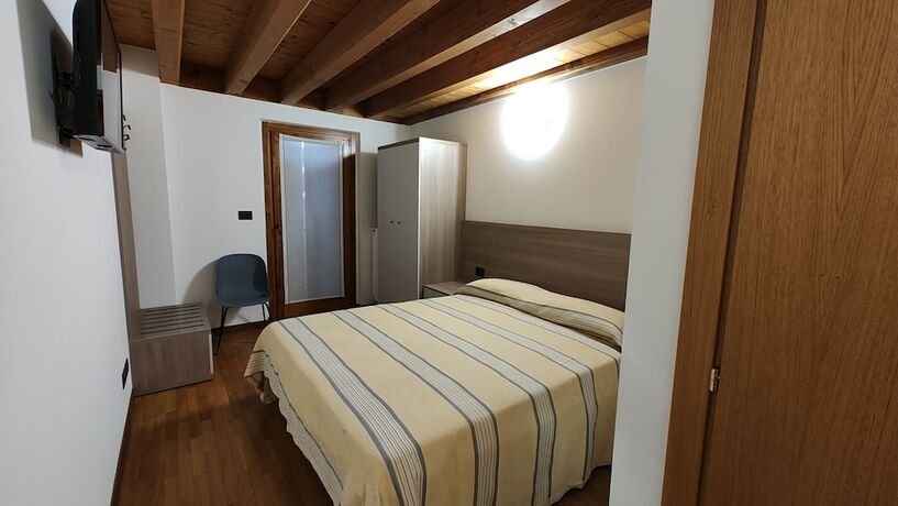Imagen de la habitación del Faedis. Foto 15