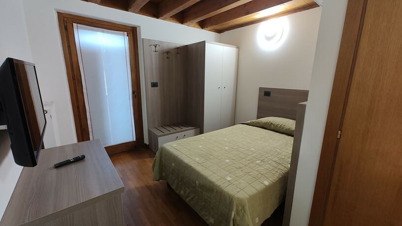 Imagen de la habitación del Faedis. Foto 16