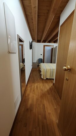 Imagen de la habitación del Faedis. Foto 18