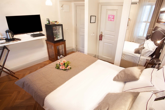 Imagen de la habitación del Faik Pasha Suites. Foto 7