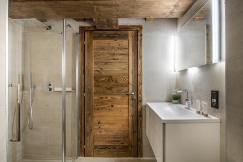 Imagen de la habitación del Falcon Lodge by Alpine Residences. Foto 16