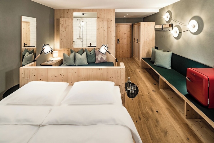 Imagen de la habitación del Falkensteiner Hotel Antholz. Foto 2