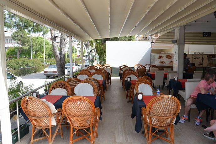 Imagen del bar/restaurante del Famous Hotel Marmaris. Foto 5