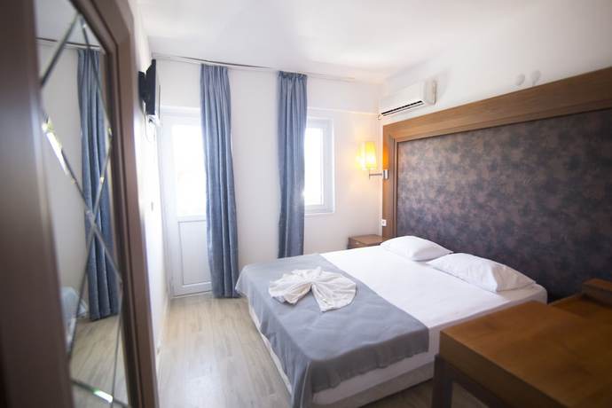 Imagen de la habitación del Famous Hotel Marmaris. Foto 12