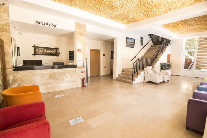 Imagen de los interiores del Famous Hotel Marmaris. Foto 16