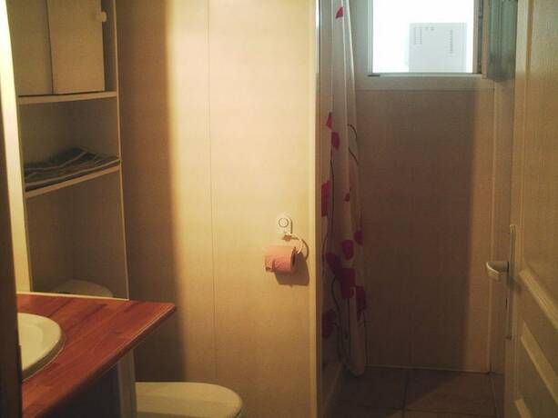 Imagen de la habitación del Faounzina Village, SOLENZARA. Foto 13