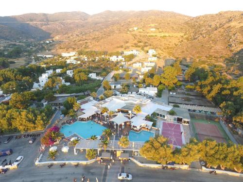 Imagen general del Far Out Beach Club Resort & Camping. Foto 4