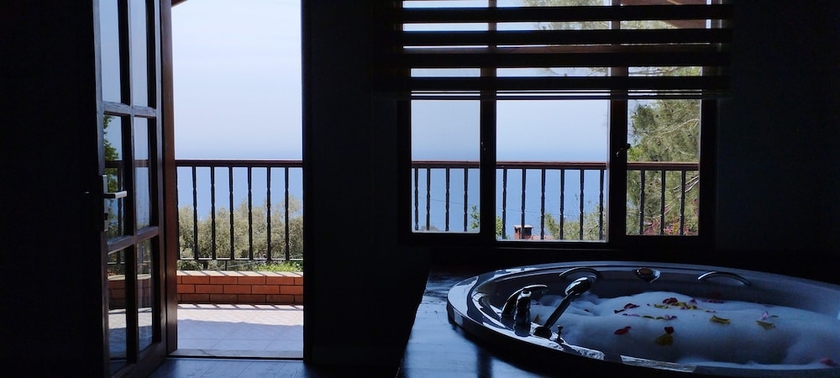 Imagen de la habitación del Faralia Hotel. Foto 18