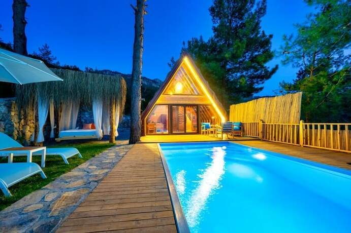 Imagen de la habitación del Faralya Tuz Hotel. Foto 17