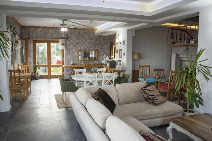 Imagen general del Farmidaya Biotel. Foto 8