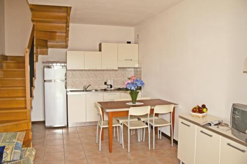 Imagen de la habitación del Farnie Lido Altanea. Foto 7