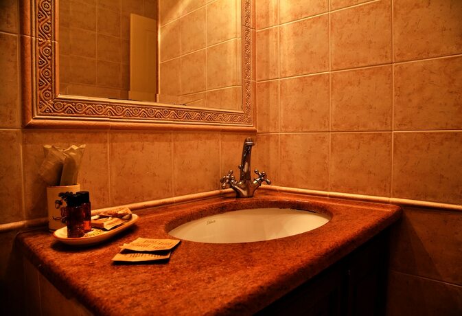 Imagen general del Faro Rosso. Foto 9