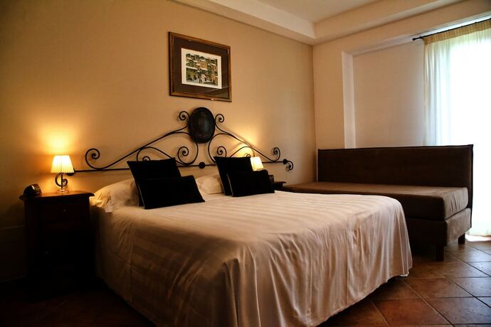 Imagen de la habitación del Faro Rosso. Foto 14