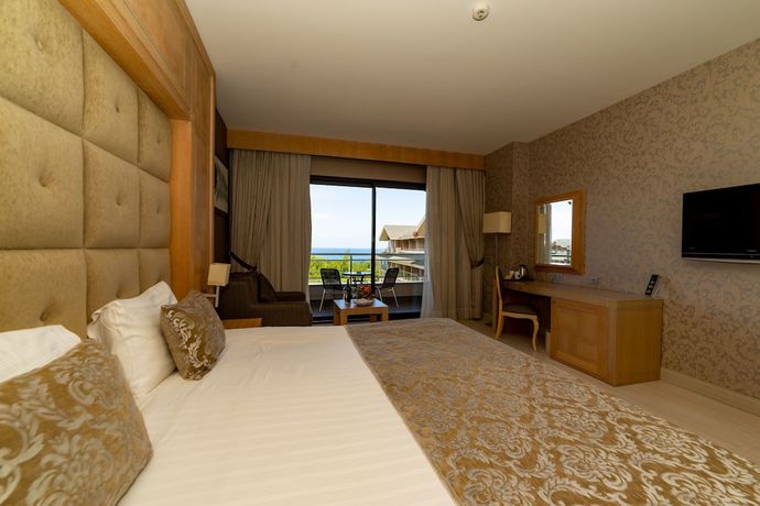 Imagen de la habitación del FashionTV Luxe Resort. Foto 1