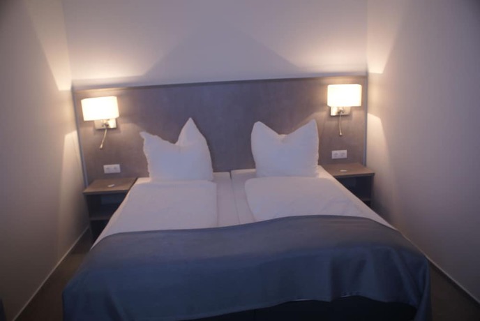 Imagen de la habitación del Fast Lane Hotel. Foto 2