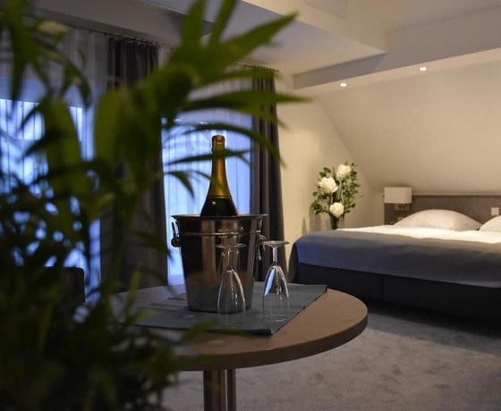 Imagen de la habitación del Fast Lane Hotel. Foto 14