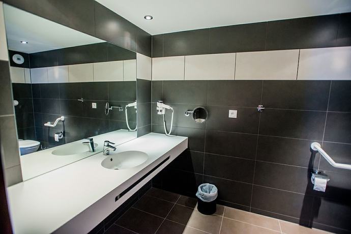 Imagen de la habitación del FastHotel Montmarault - Auberge du Grand Champ. Foto 17