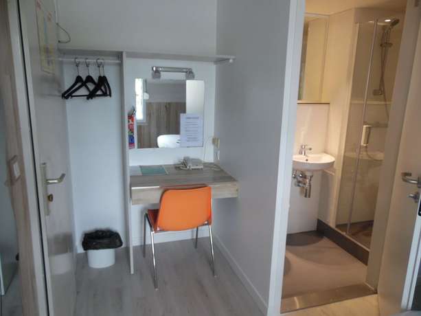Imagen de la habitación del Fasth&ocirc;tel La Roche-sur-Yon. Foto 5