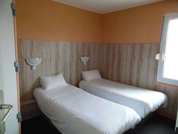 Imagen de la habitación del Fasth&ocirc;tel La Roche-sur-Yon. Foto 7