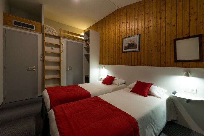 Imagen de la habitación del Fasth&ocirc;tel Th&ocirc;nes. Foto 11