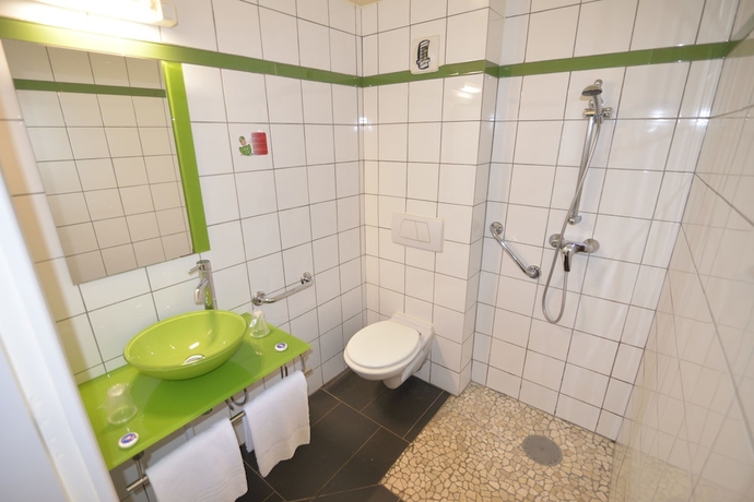 Imagen de la habitación del Fasthotel Limoges. Foto 16