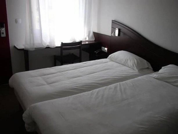 Imagen de la habitación del Fasthotel Paris Sud Saint Fargeau. Foto 8