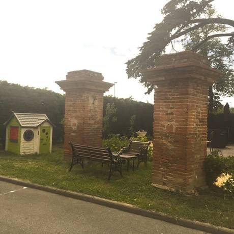 Imagen de los exteriores del Fasthotel Toulouse Muret. Foto 16