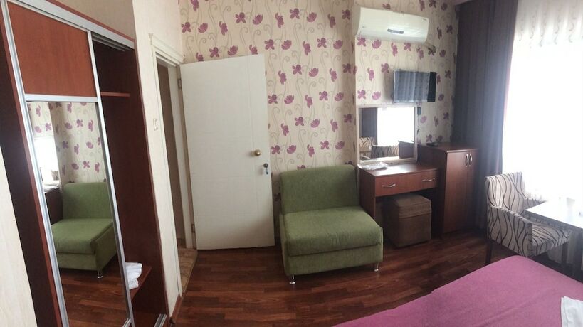 Imagen de la habitación del Fatih Otel. Foto 3